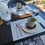 Belvedere House 3*