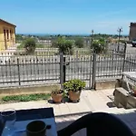 Belvedere House Civitanova Alta