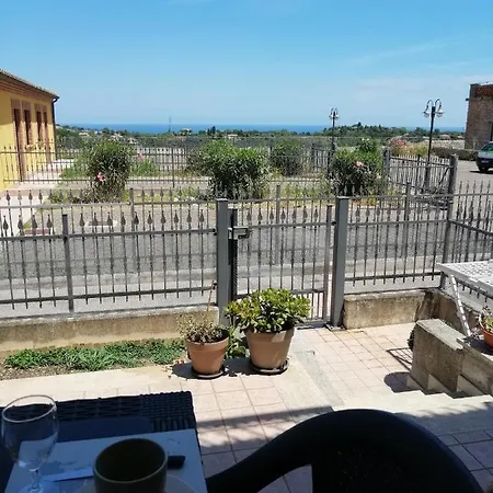 Belvedere House Civitanova Alta