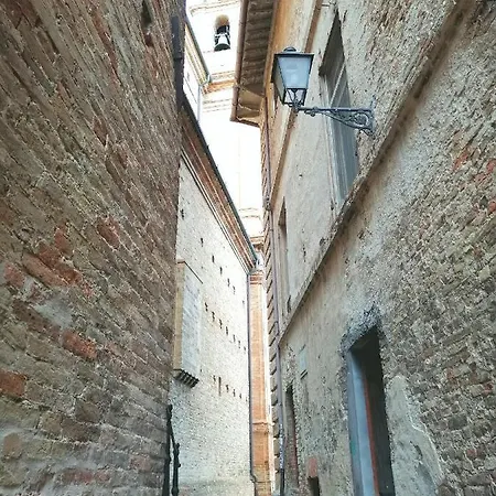 Belvedere House Konukevi 3*